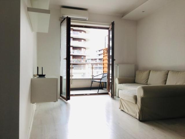 3 Aircon With Free Parking, Balcony Walking Distance Old Town Krakau