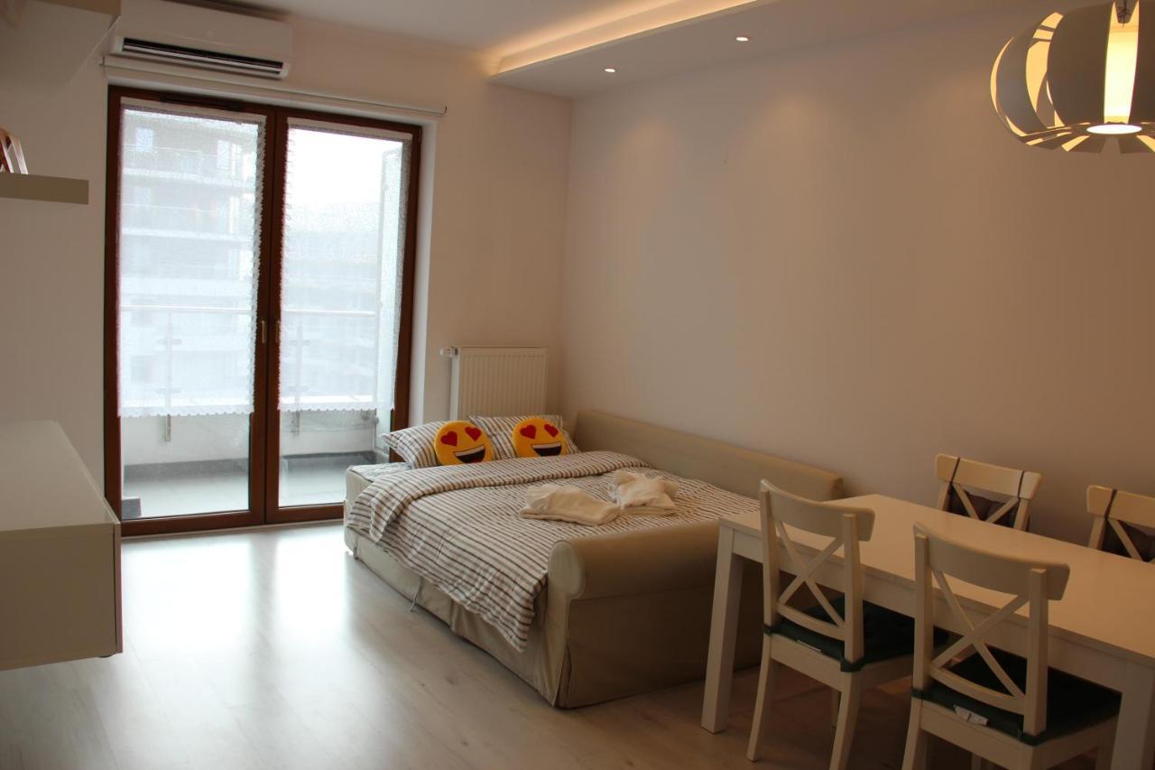 3 Aircon With Free Parking, Balcony Walking Distance Old Town Appartement *