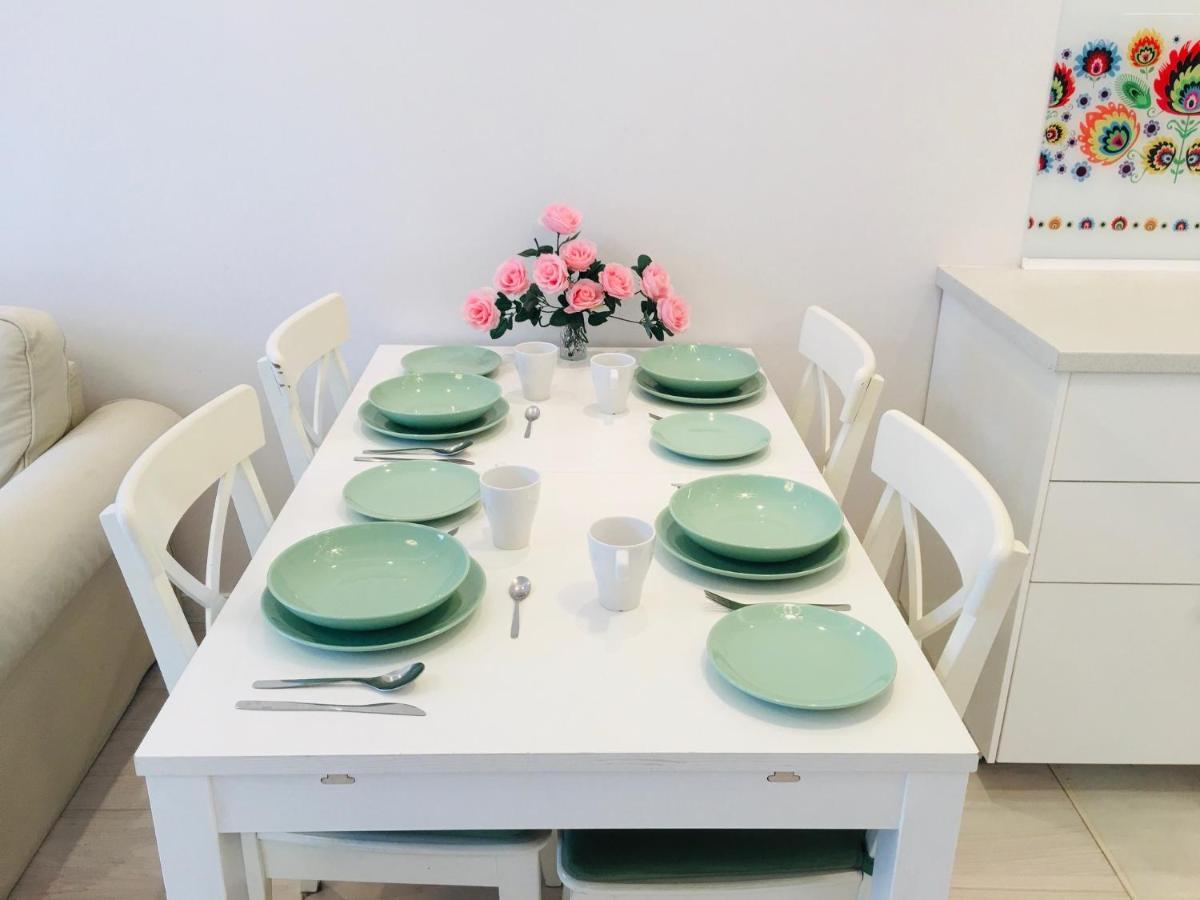 Appartement 3 Aircon With Free Parking, Balcony Walking Distance Old Town *