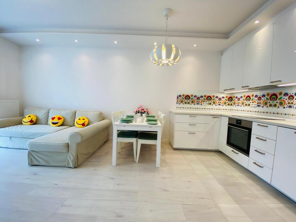 3 Aircon With Free Parking, Balcony Walking Distance Old Town Appartement